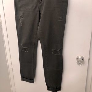 Ripped green skinny jeans